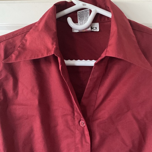 Women’s fitted long sleeve blouse top, beautiful burgundy colour and folded cuff - Picture 4 of 11
